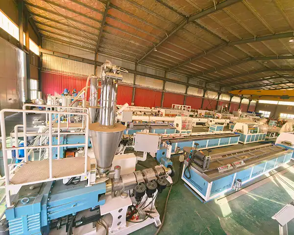 Qingdao Yongte প্লাস্টিক যন্ত্রপাতি কোং, লি.