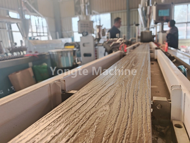 প্লাস্টিক এবং বর্জ্য টেক্সটাইল যৌগিক মেশিন